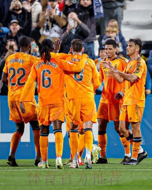 奥哈拉:许多球队想要约克雷斯 或去皇马当中锋 奥哈拉:许多球队想要约克雷斯 或去皇马当中锋